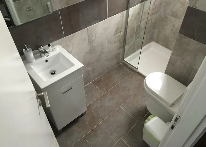 Eclectic Business & Leisure Апартаменты *