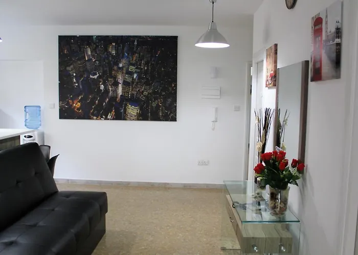 Eclectic Business & Leisure Никосия